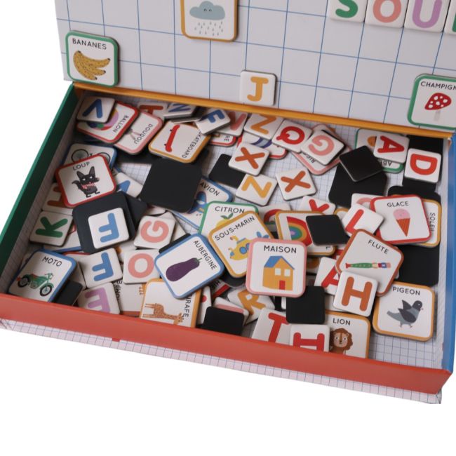 Boîte alphabet magnétique et images