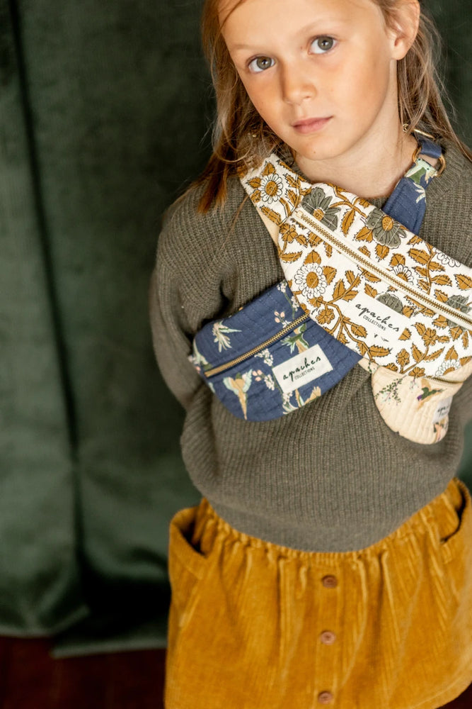 Mini Sac Banane Kela "Cœur"
Macadamia