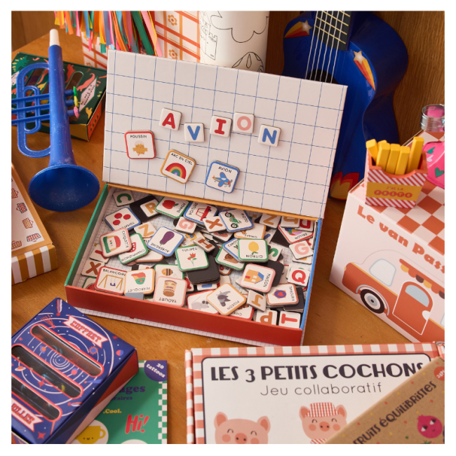 Boîte alphabet magnétique et images