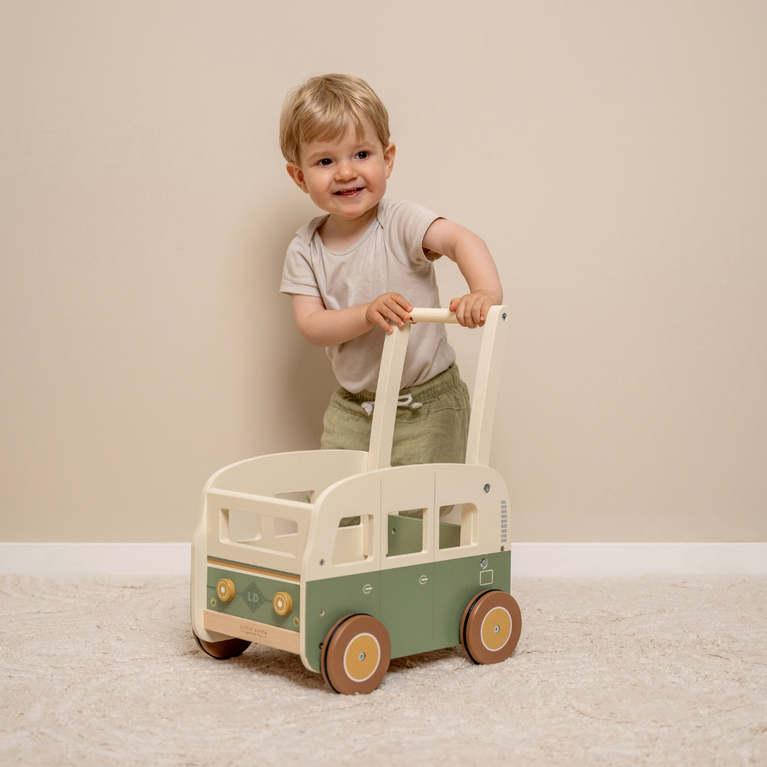 Chariot de marche en bois - van vintage