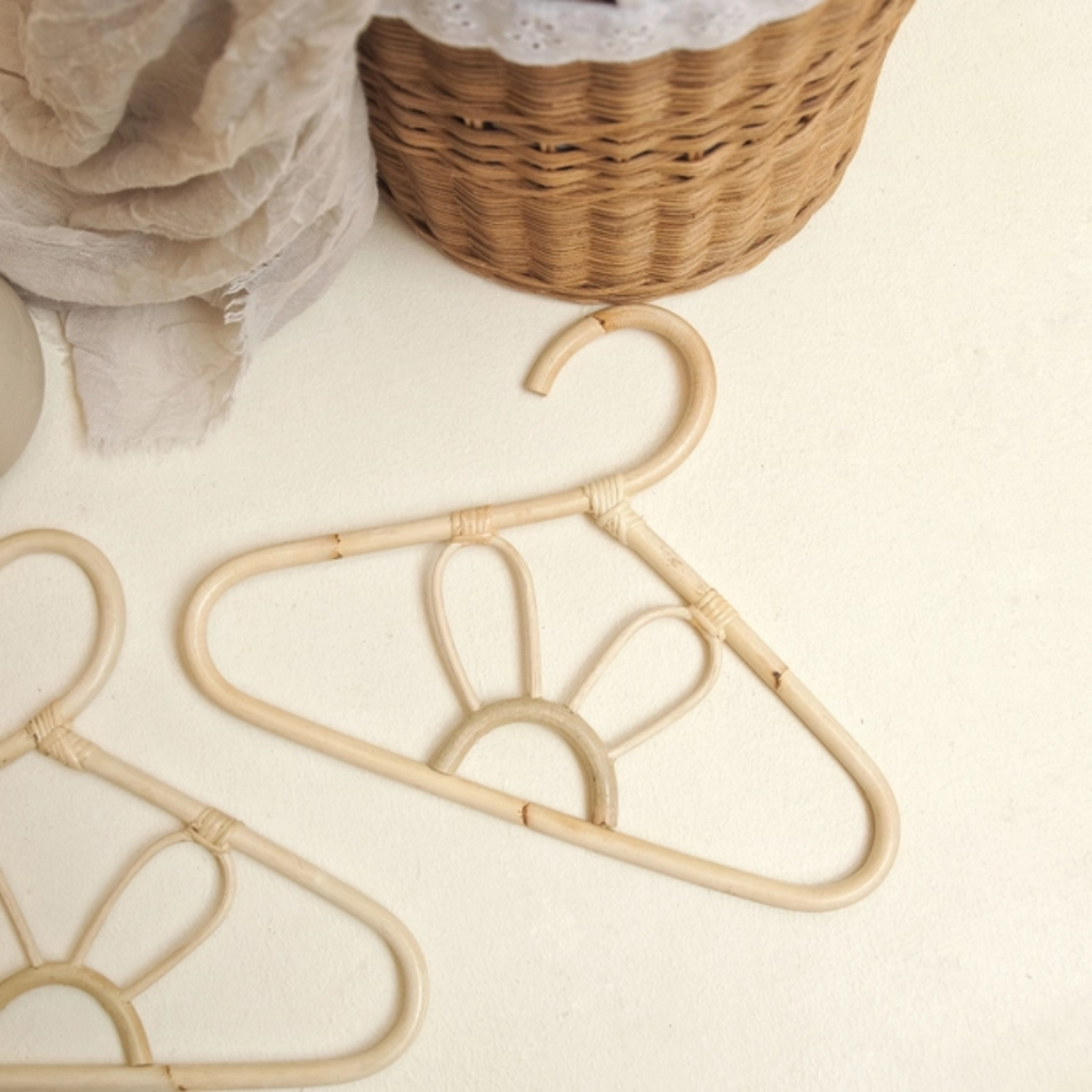 Cintre enfant en rotin clair - Bunny