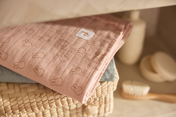 Lange Gaze de Coton Small 70x70cm Miffy Silhouettes - Wild Rose - 3 Unité