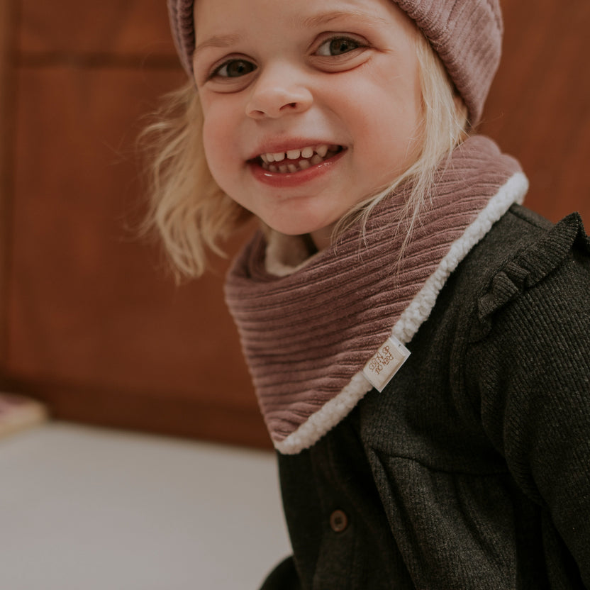 Cache-cou velours parme 3mois/8 ans