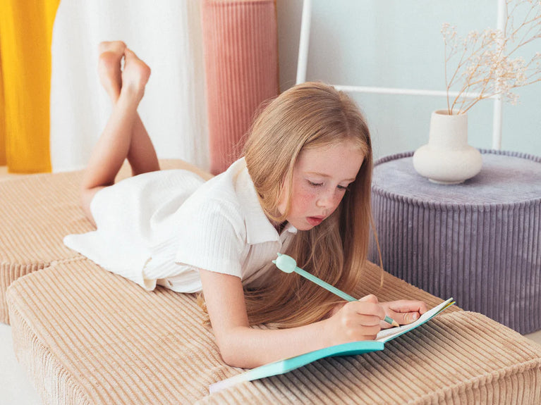 Chauffeuse velours côtelé Beige