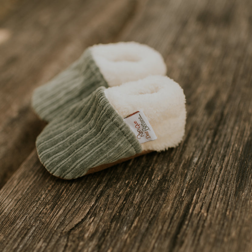 Chaussons velours kaki