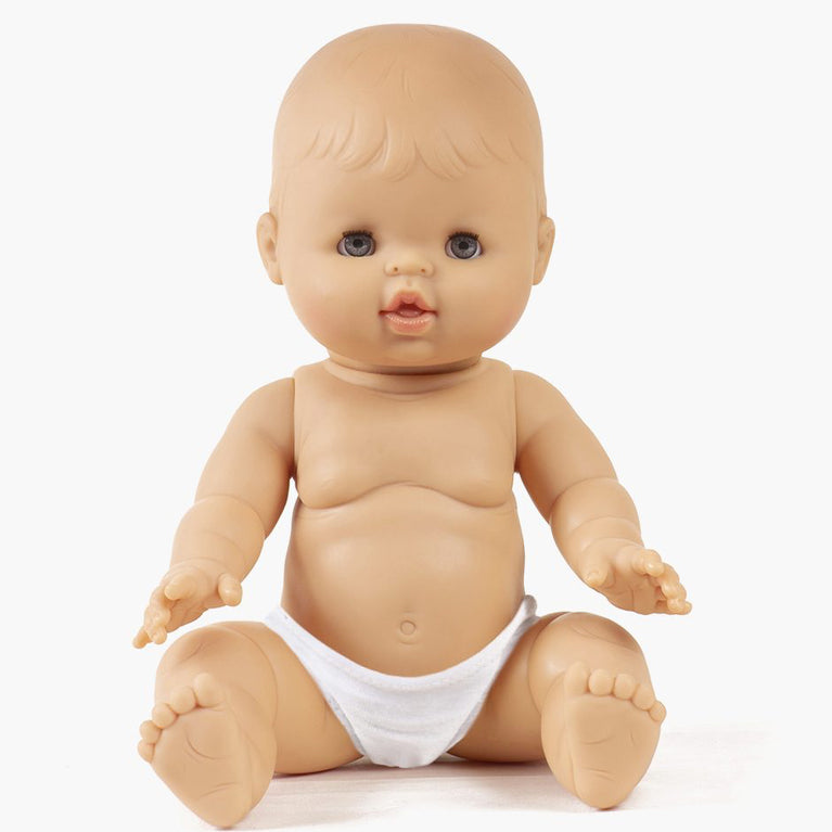 Lily, poupée Gordis 34cm aux yeux dormeurs