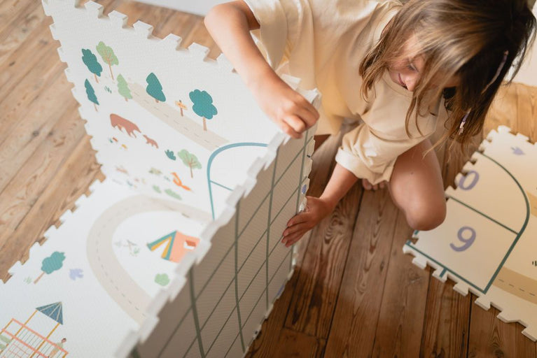 tapis puzzel, boîte de rangement & mini maison - Marelle