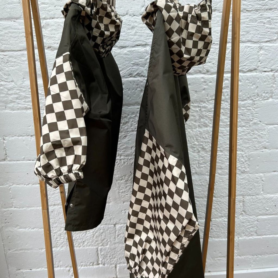 Poncho de pluie long enfant - damiers kaki