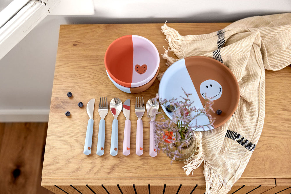 Assiette en silicone enfants - Happy Rascals, Smile bleu ciel