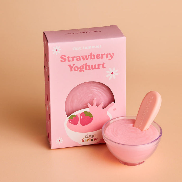 Bol de yaourt aux fraises - poupée