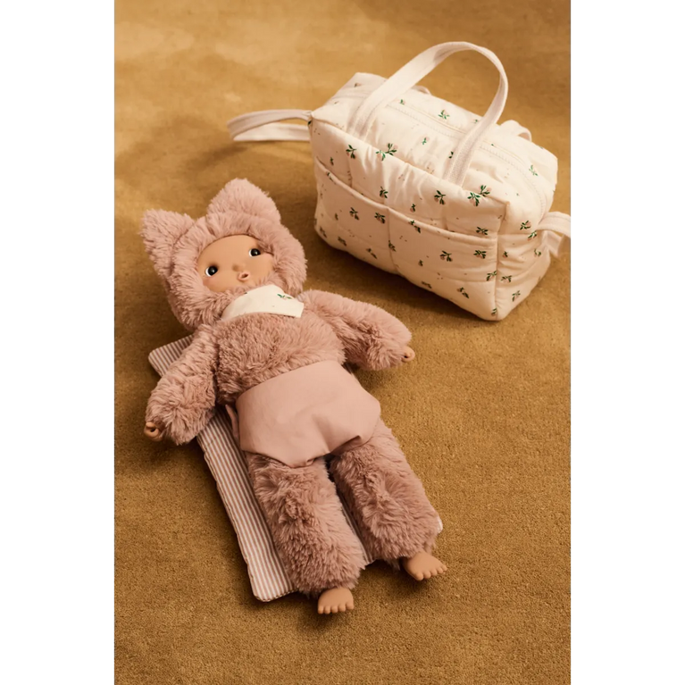 Poupée en peluche Misa Cleo