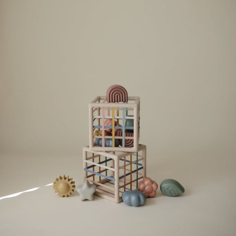 Jeux mushie - elastic shape sorter